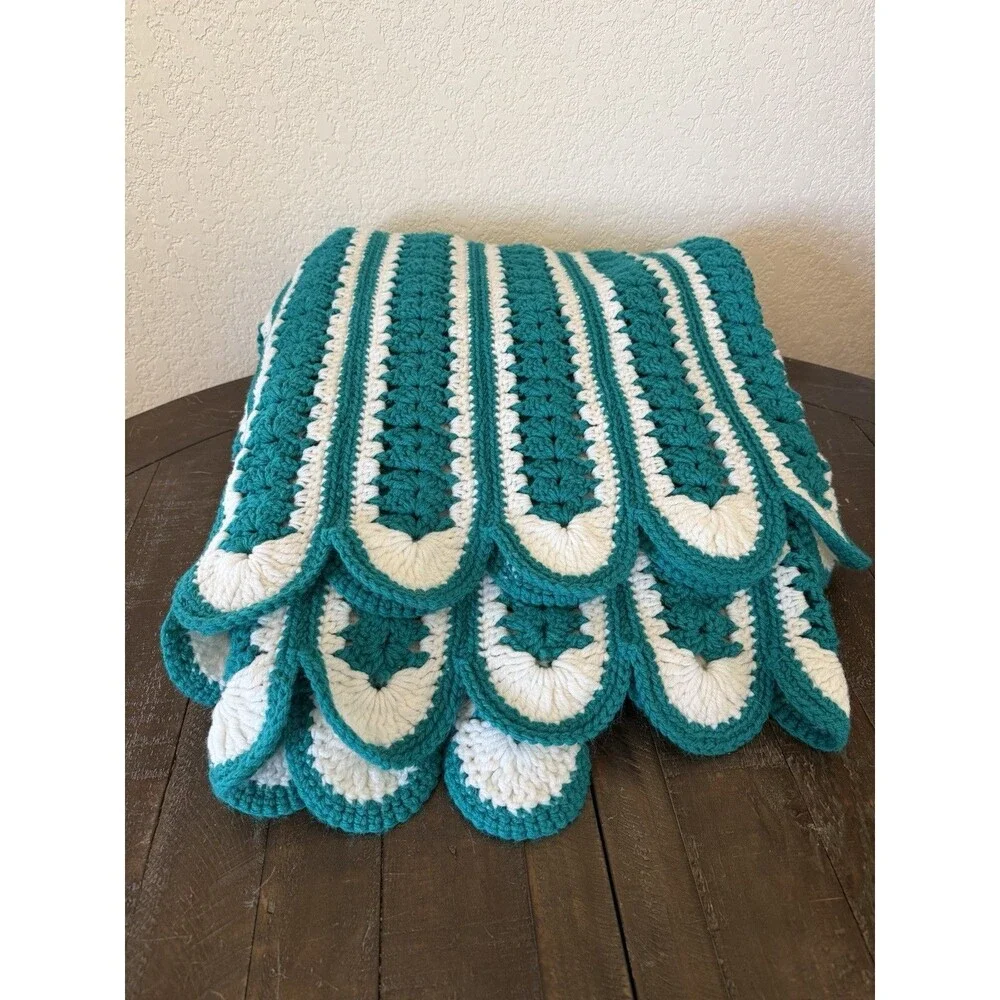 Handmade Crochet Teal White Scalloped Afghan Throw Blanket 58x72 Granny Cottage